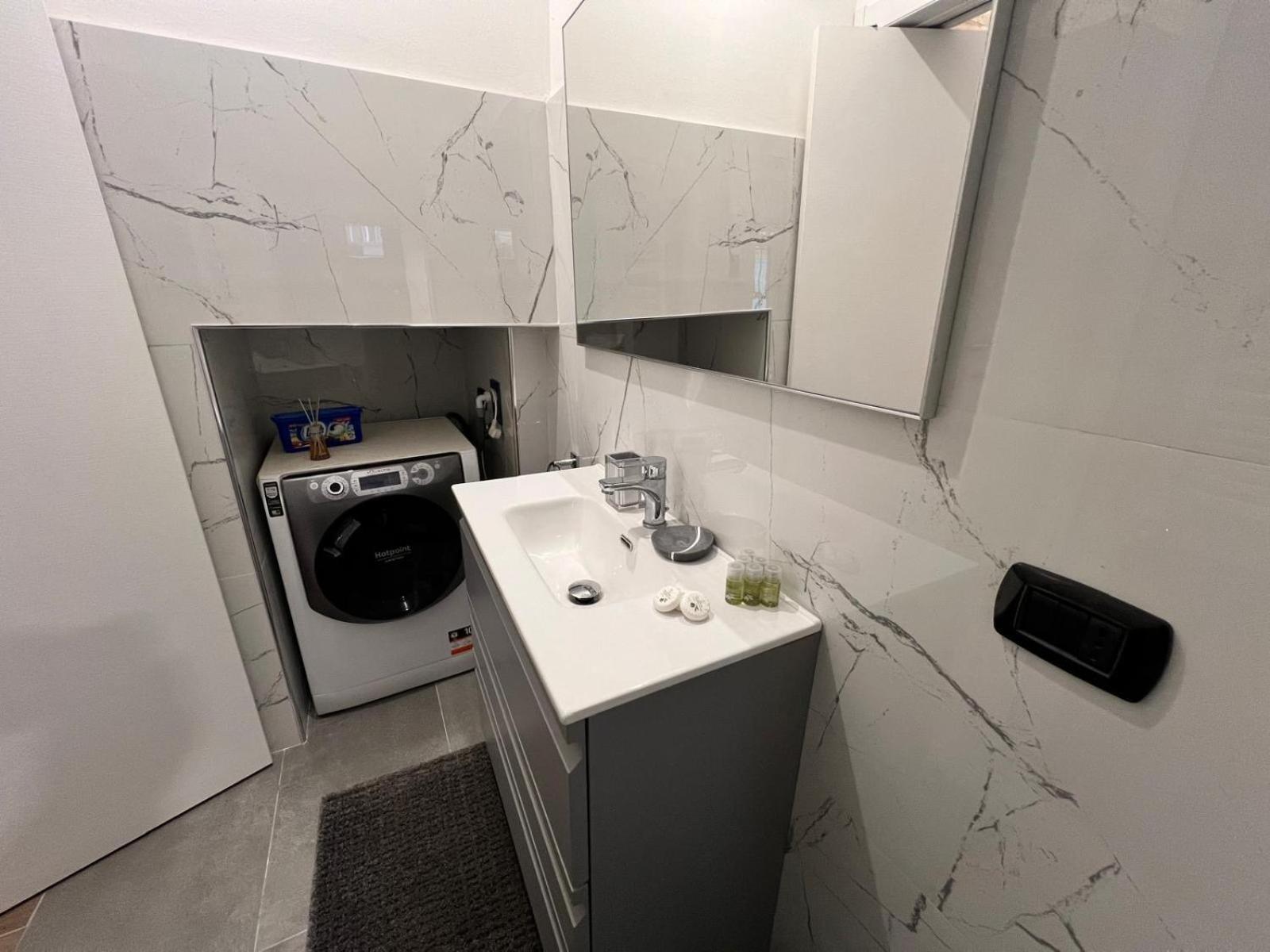 Appartamento Domusmi Delfico 2 Milano Esterno foto